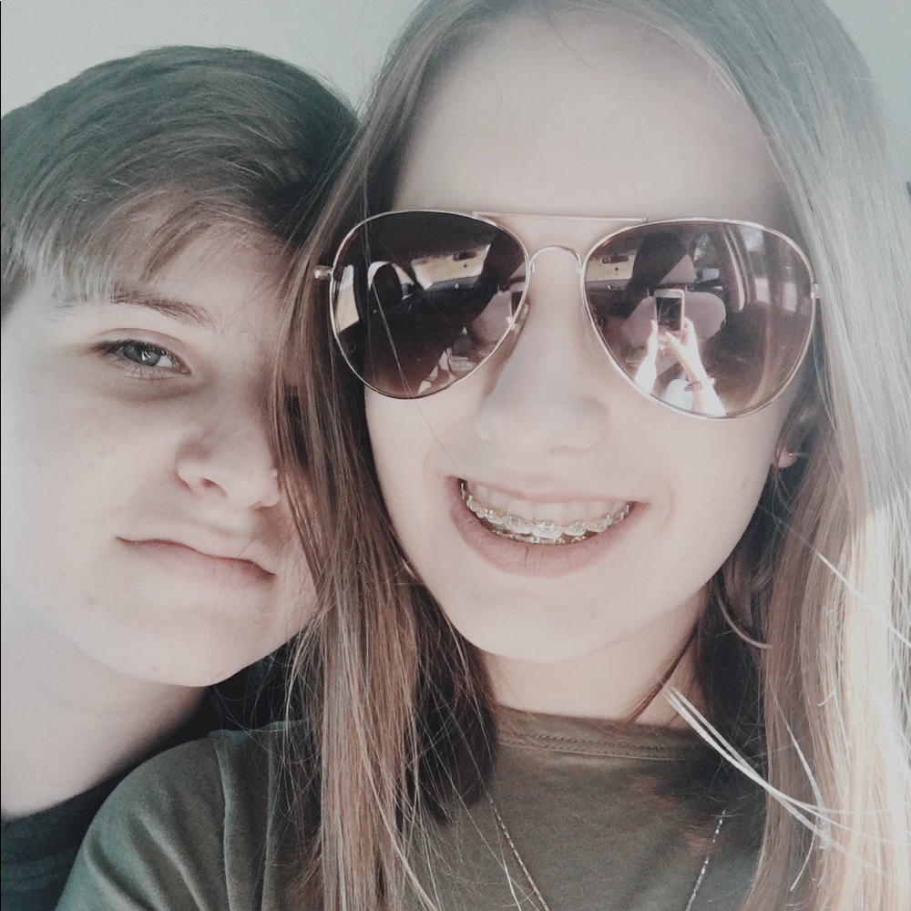 Meet your Posher, Laura